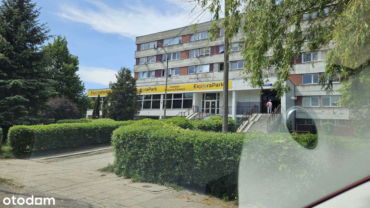 Obiekt Usługowo Biurowy w centrum-3