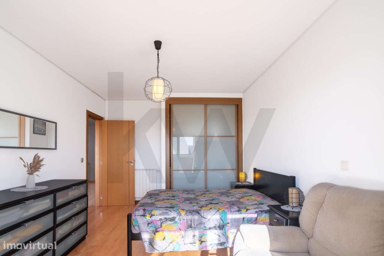 T3 com Box, Arrecadação, 3 Varandas e Vista Rio – Quinta da Piedade, 2-15