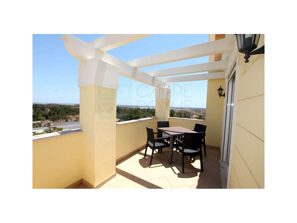 Luxuosas moradias V2 equipadas e mobiladas em Golfe Country Clube, ... - Grande imagem: 4/44