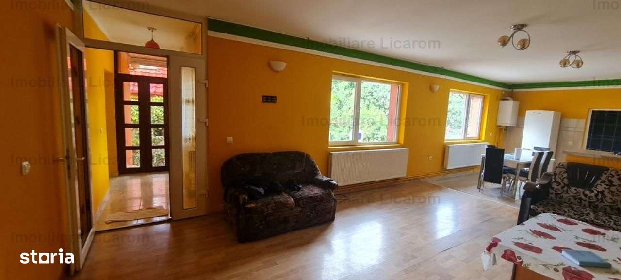 Casa individuala cu 2 apartamente, 6 camere,teren 403 mp,ASTRA.-8