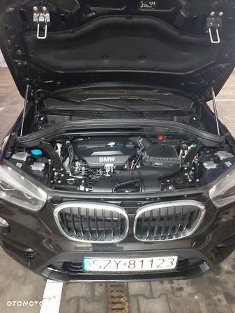 BMW X1 xDrive18d Sport Line - 13