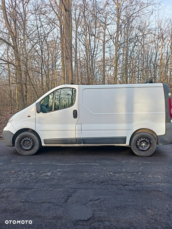 Opel Vivaro - 10