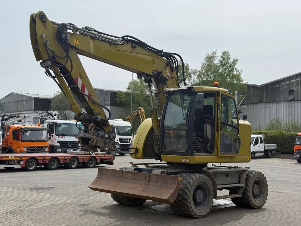 Liebherr A918 compact litronic 2017