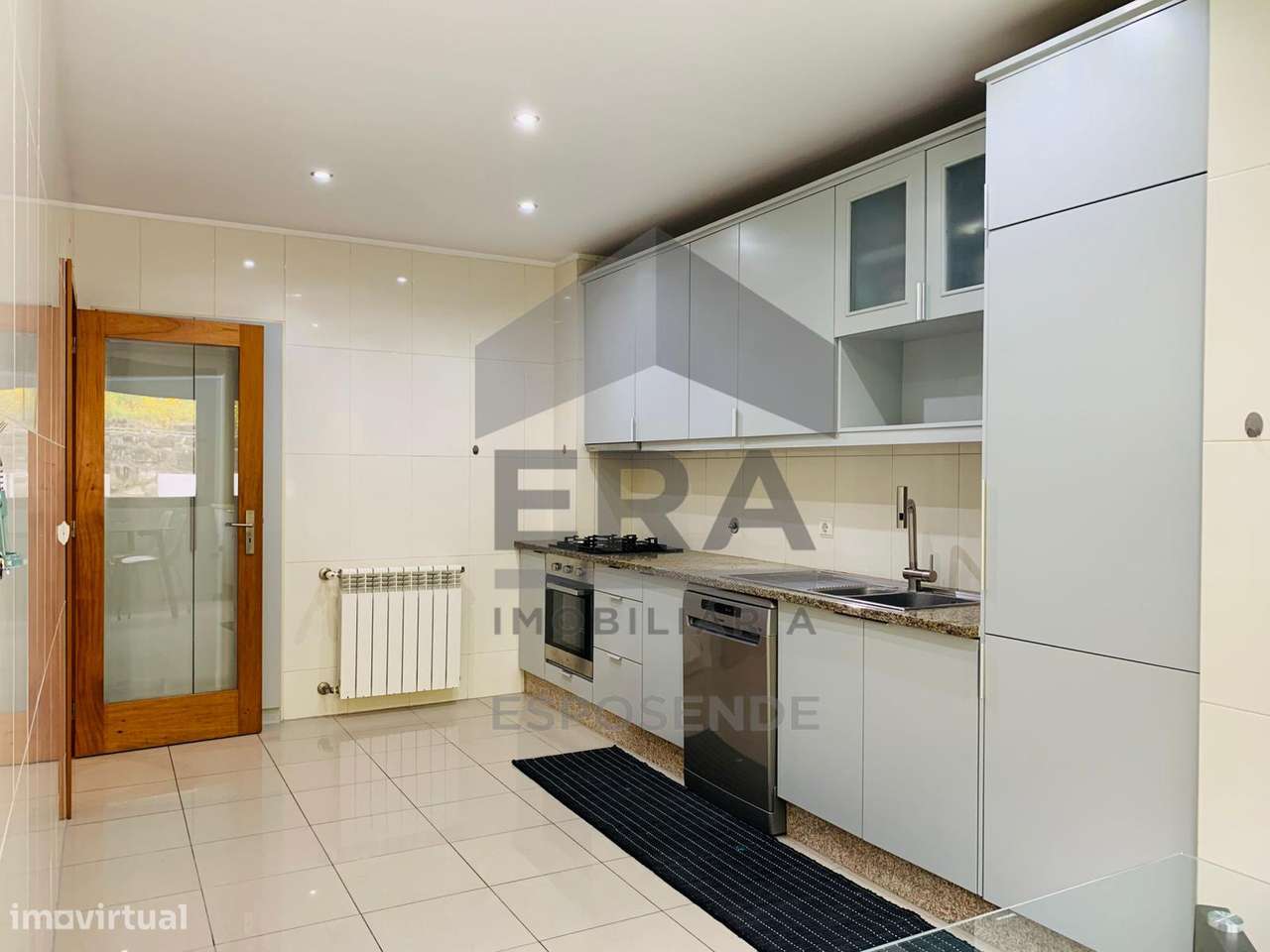 Moradia com vista mar nas Marinhas-7