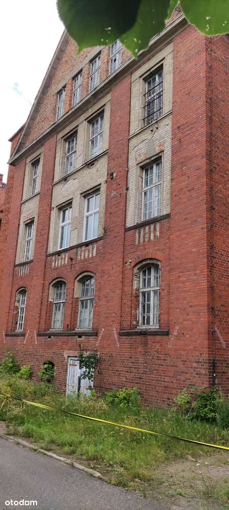 Wolnostojący budynek po koszarach pruskich - Pełny obrazek: 5/6