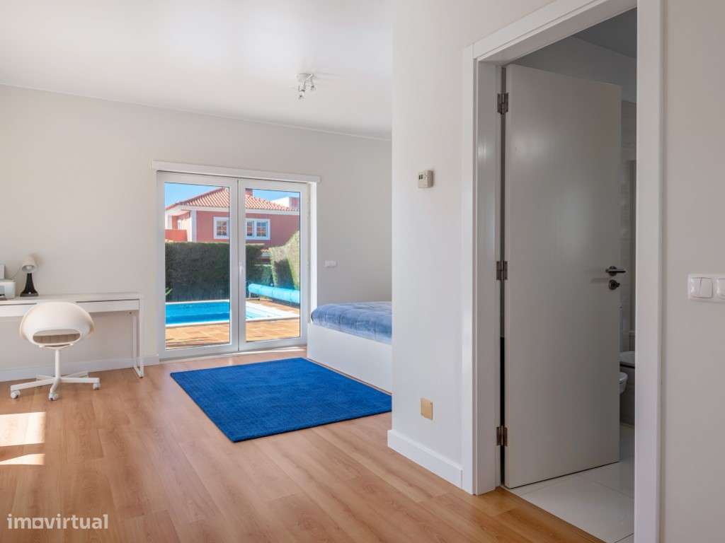 Moradia T3 com piscina, jardim, garagem e vista no Praia d'el Rey B...-19