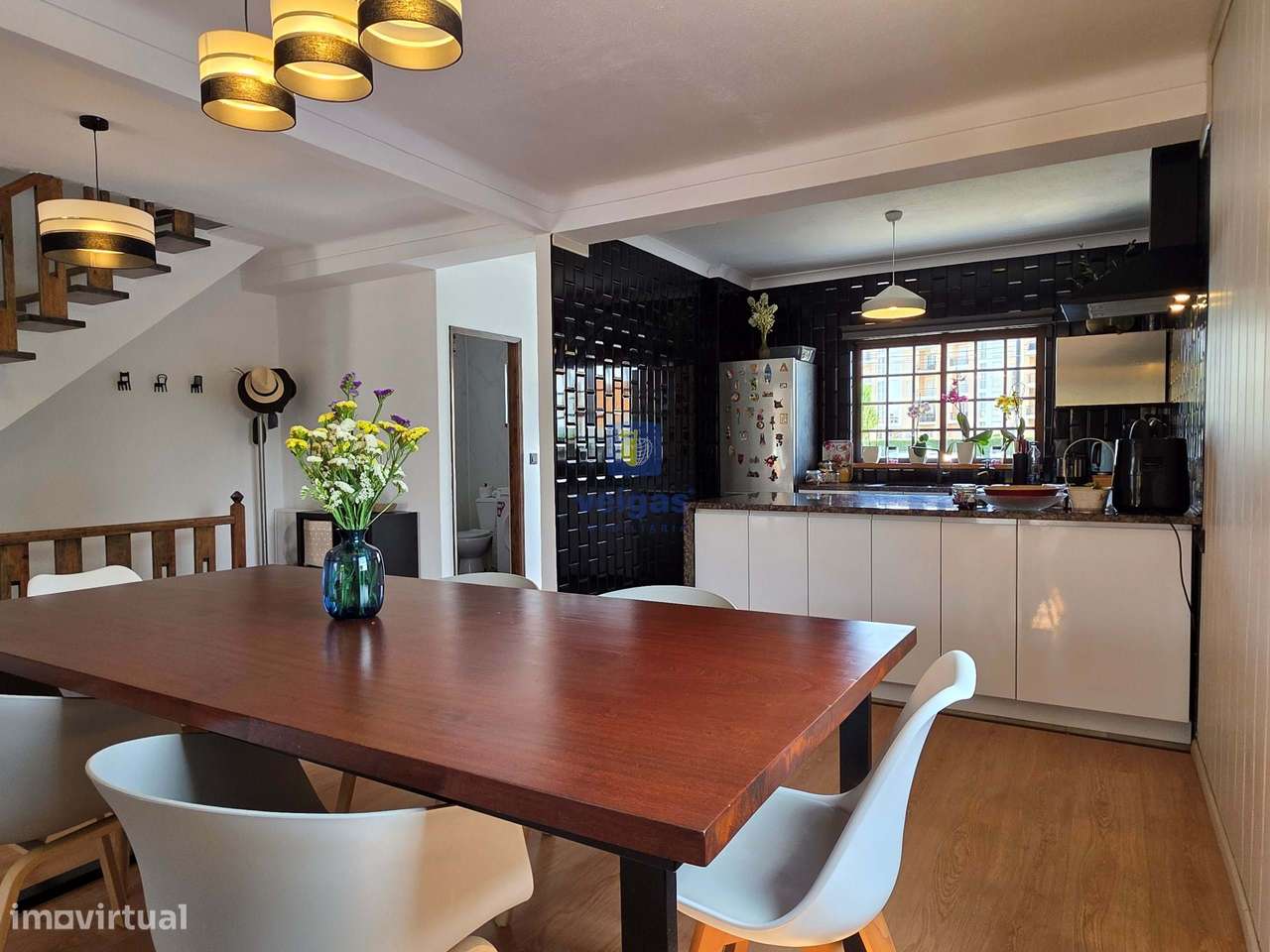 Em São Martinho do Porto: Moradia geminada T4 + 1 (sala de jogos), com - Grande imagem: 5/31