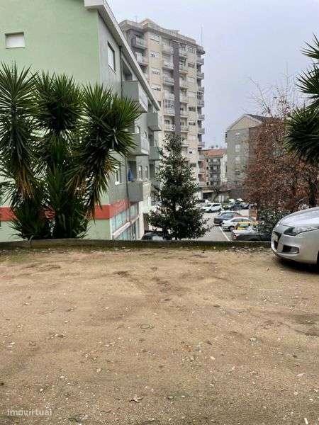 Garagem em Lamego - Grande imagem: 4/4