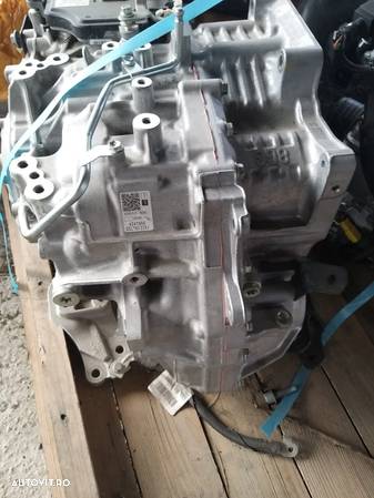 Cutie De Viteze Automat cod: 20GTAT, AWF8G30 pentru Peugeot 3008, Citroen C4 III, 1.5 HDI din 2022 - 3