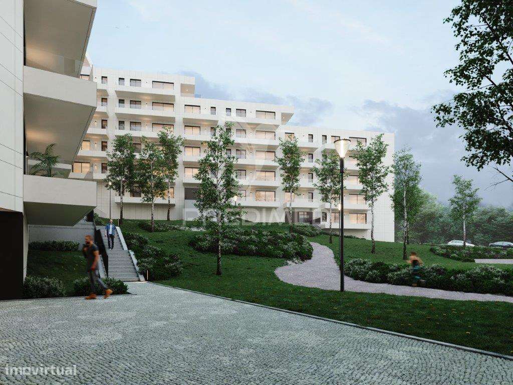 Apartamento T4 novo no centro do Porto - Grande imagem: 4/14