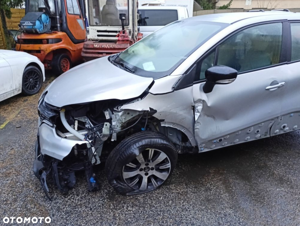 Renault Captur 1.0 TCe Techno - 10