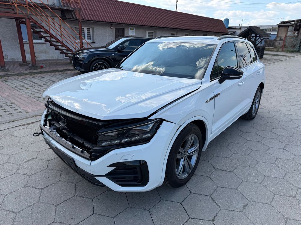 Volkswagen Touareg III 3.0 V6 TDI SCR 4Motion Automatik R-Line 2021