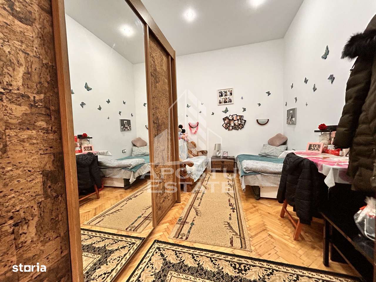 Apartament elegant, 2 camere, într-un palat istoric – Zona Iosefin - Imagine principală: 2/11