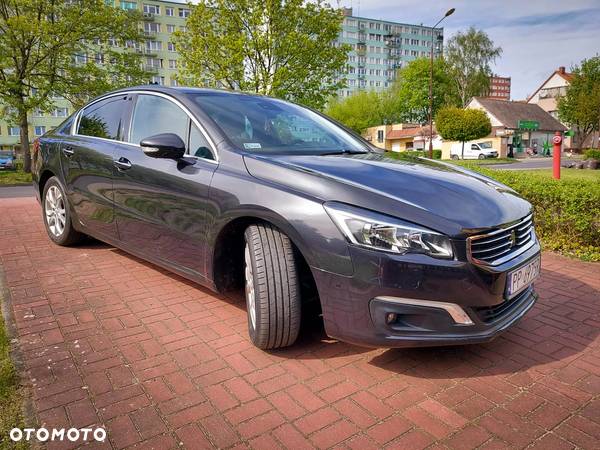 Peugeot 508 SW BlueHDi 120 EAT6 Stop&Start Allure - 4