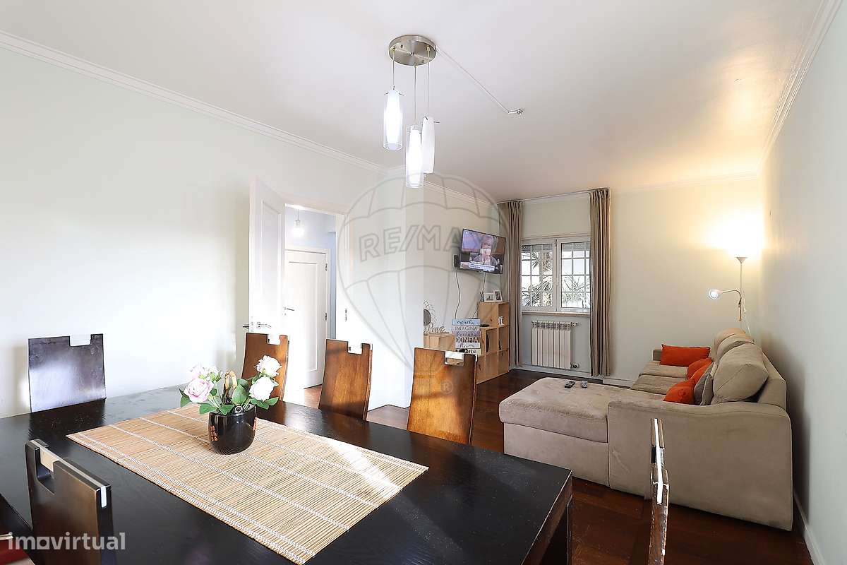 Moradia T6 para venda-9