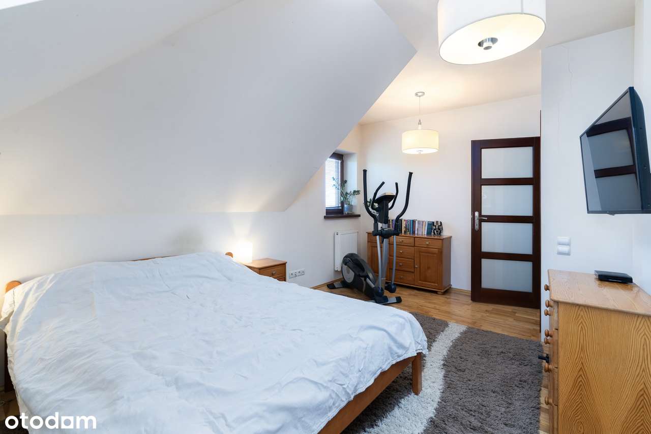 Zadbany ogród • Fotowoltaika • Klimatyzacja • Kominek-7