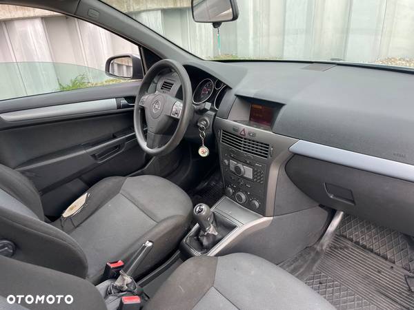 Opel Astra - 14