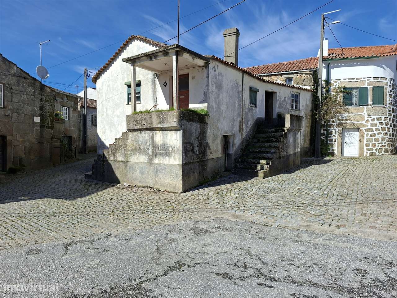 Moradia Para Recuperar em Casal Vasco, Fornos de Algodres-5