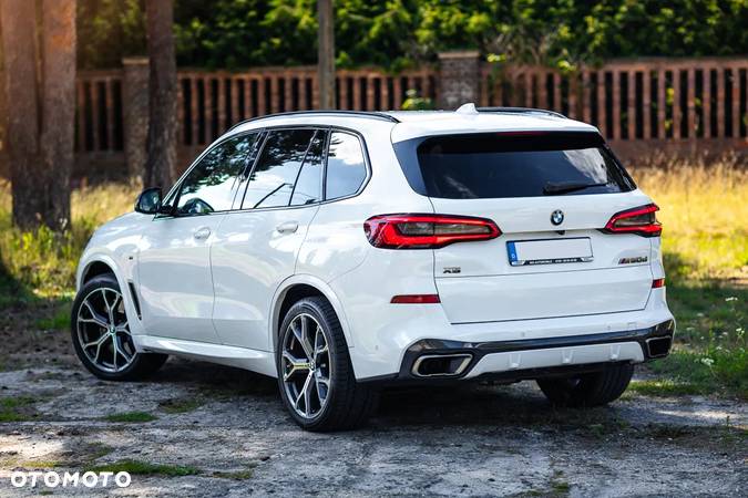 BMW X5 M M50d - 11