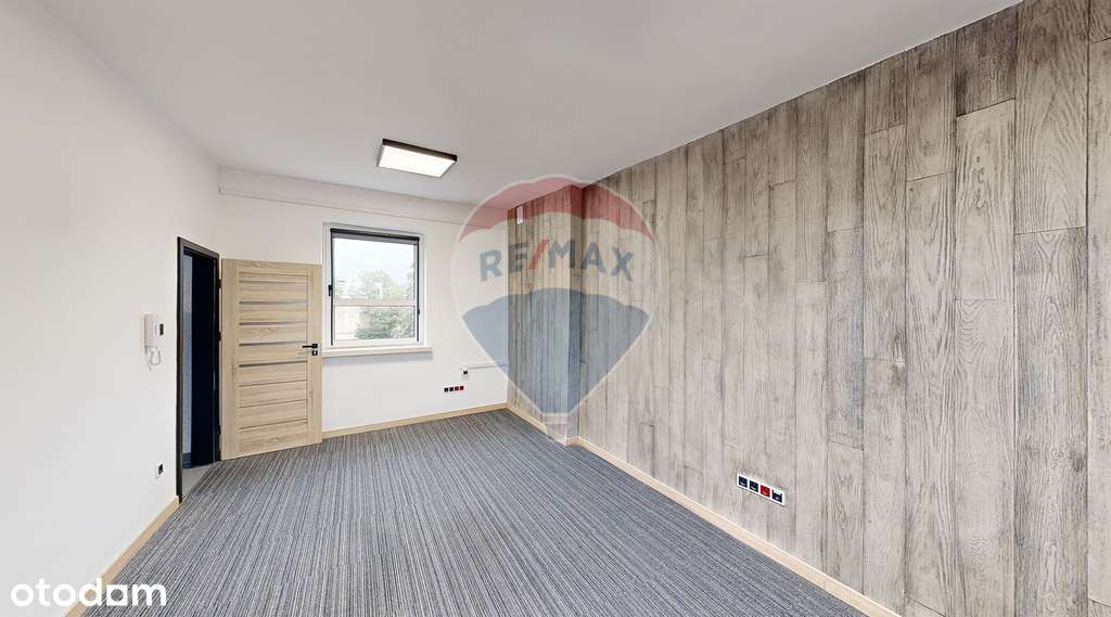Lokal biurowy 20,42 m2 na IV piętrze biurowca!