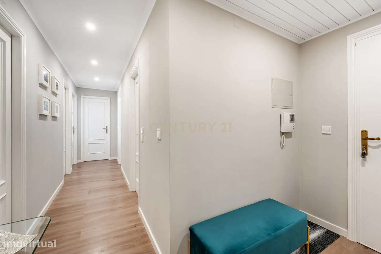 Apartamento T2 em Rio de Mouro, Sintra.-25