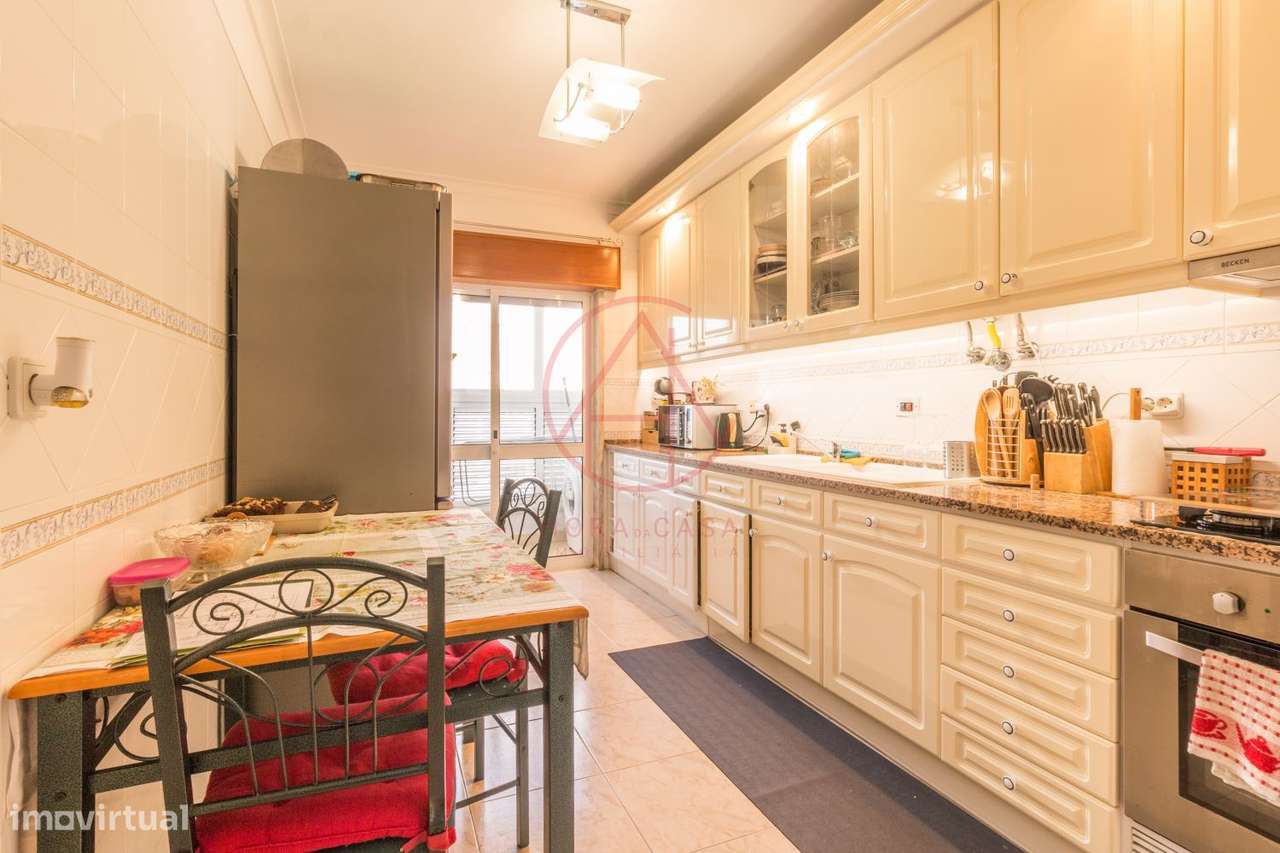 T2 Povoa de Santa Iria com varanda-43