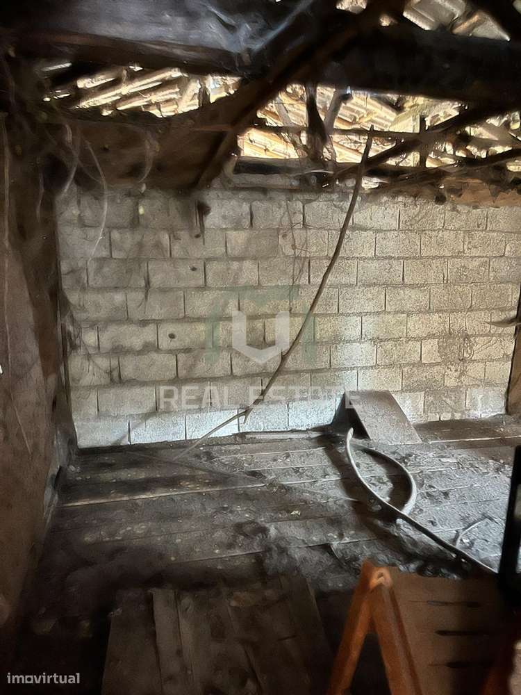 Moradia para Restaurar T3 Venda em Cabeceiras de Basto,Cabeceiras de B-26