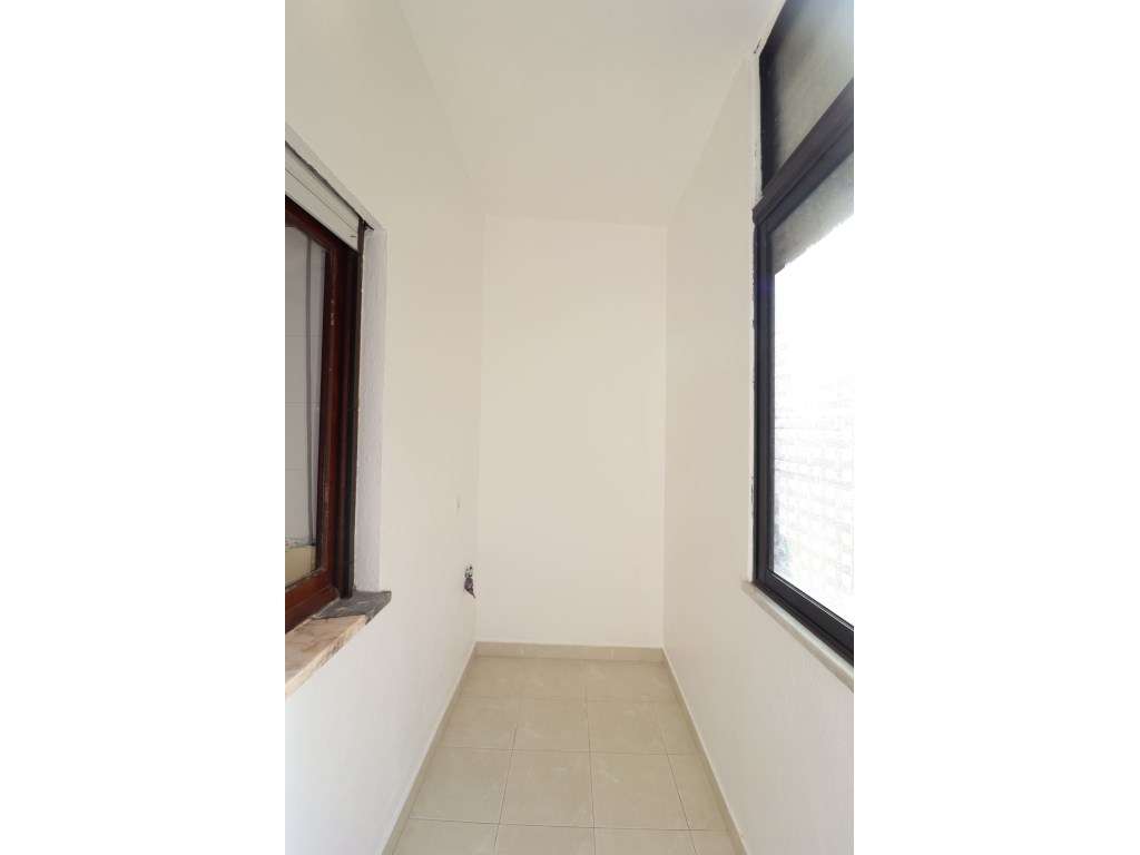 Apartamento T2 para arrendamento na Baixa da Banheira - Grande imagem: 4/17