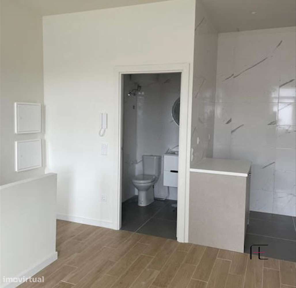 Prédio T1 Venda em Santa Marinha e São Pedro da Afurada,Vila Nova de G - Grande imagem: 4/16