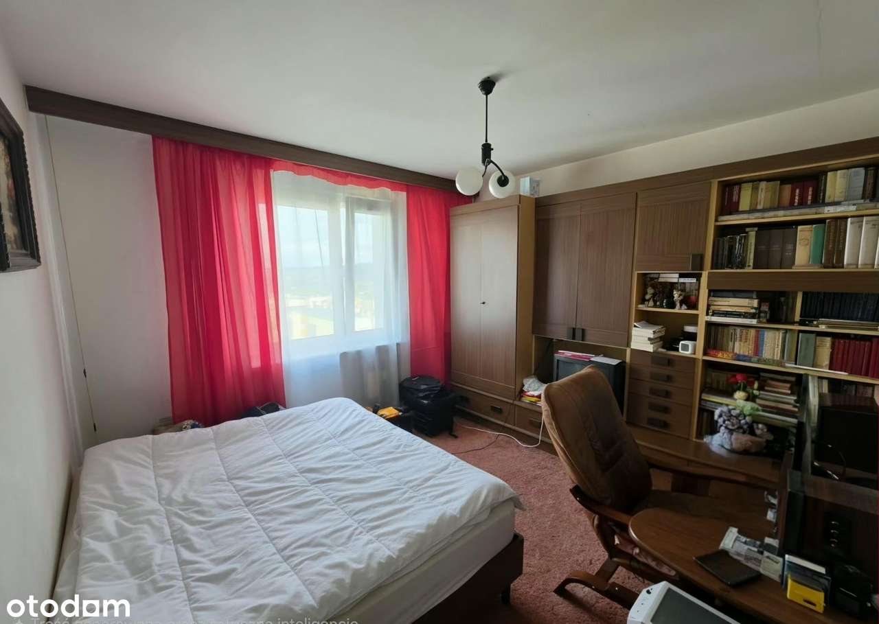 Na sprzedaz 3 pokoje 63m do remontu os Na Stoku