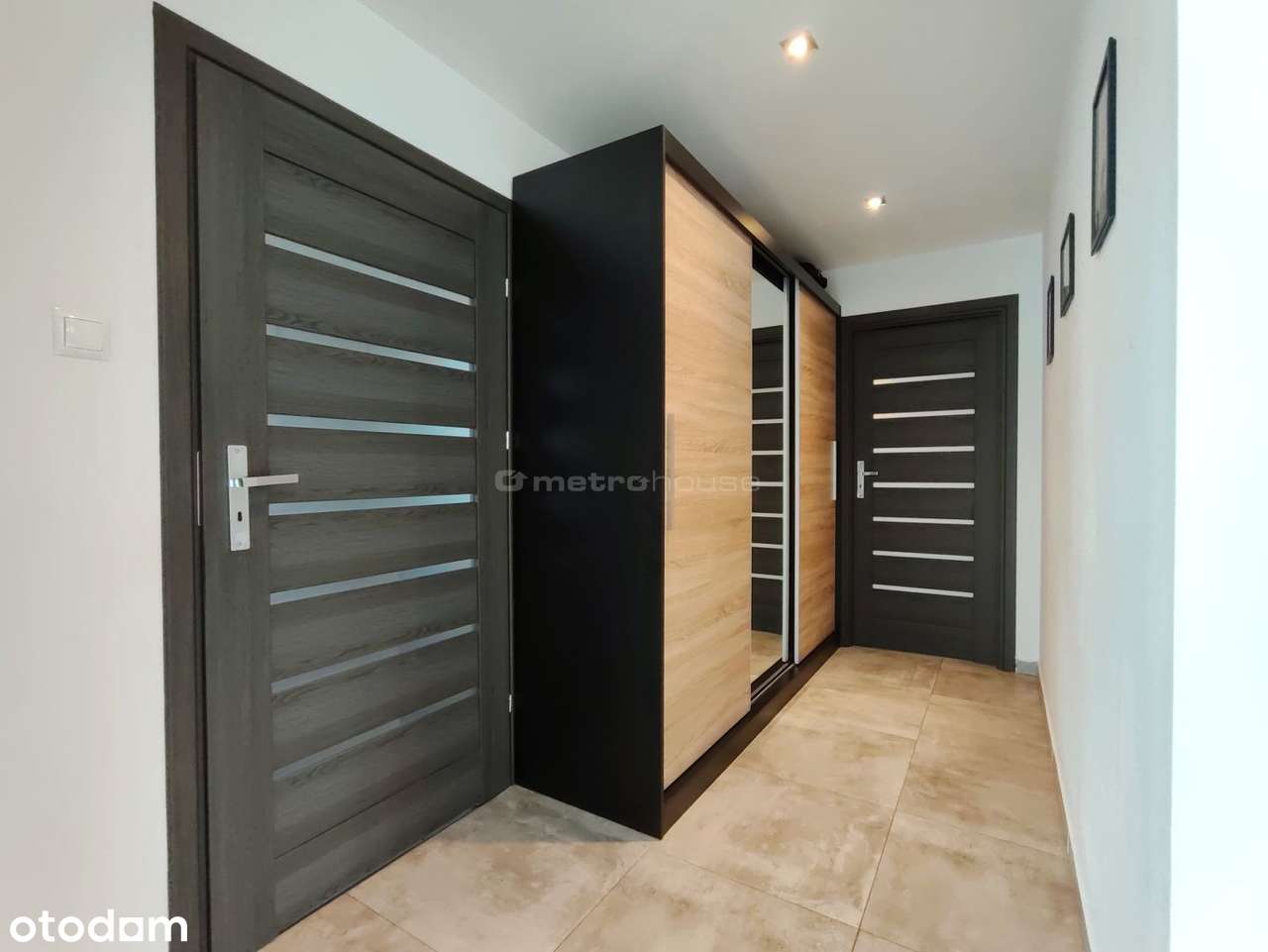 Komfortowy dom dla rodziny z fotowoltaiką!-4