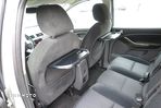 Ford C-MAX 1.8 Ghia - 29