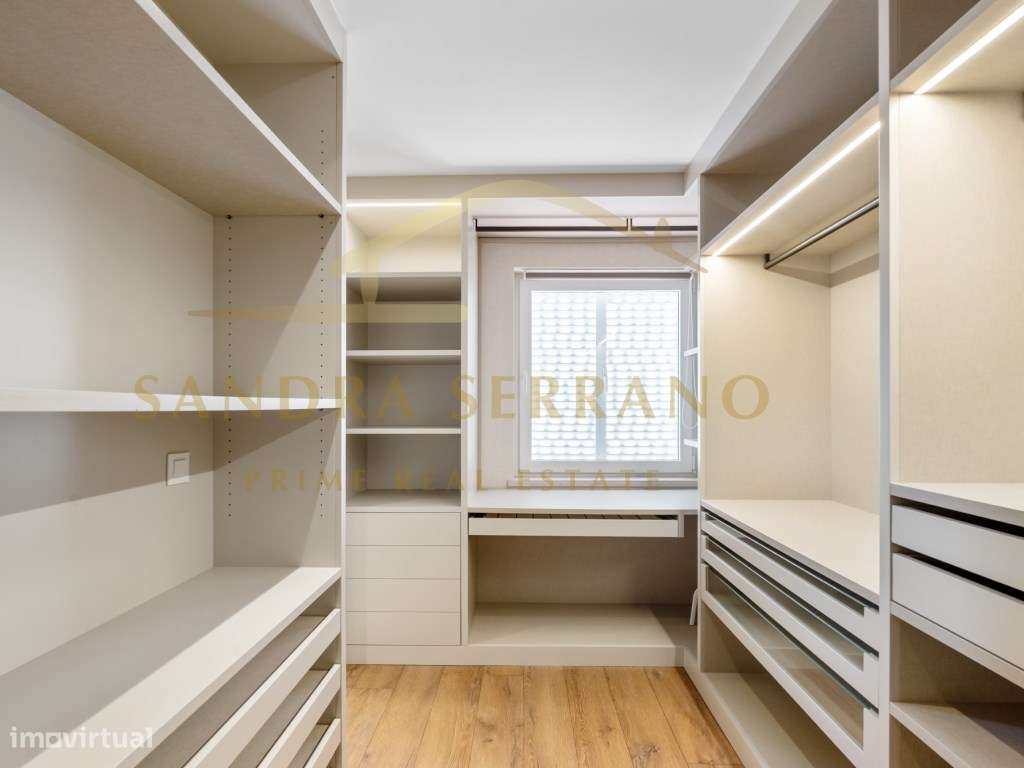 Moradia Contemporânea, 4 Suites, renovada ,Piscina na Quinta da Bel...-16