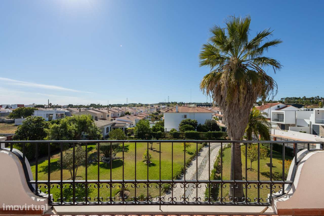 Moradia Exclusiva T5 na Quinta do Bonito – Entroncamento - Grande imagem: 4/17