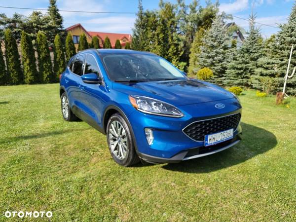 Ford Kuga - 3