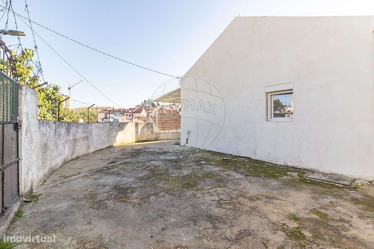 Moradia T2 para venda-13