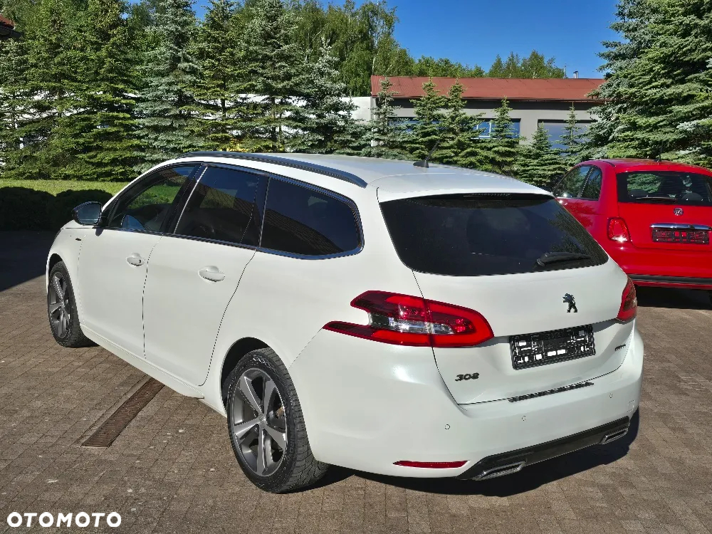 Peugeot 308 BlueHDi 130 EAT8 Allure - 10