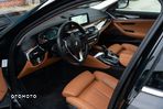 BMW Seria 5 530i Luxury Line sport - 15