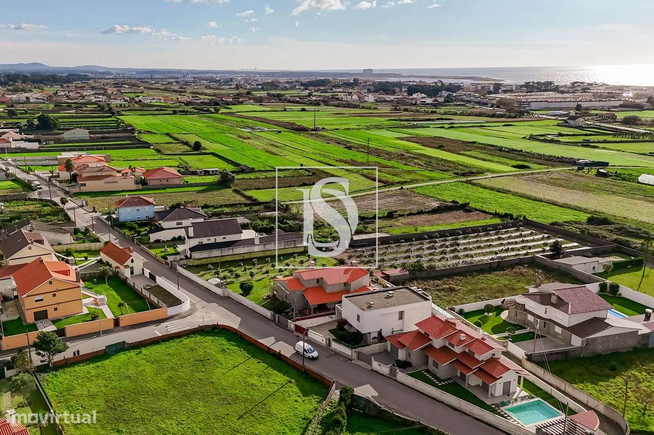 Moradia T4 c/ Piscina, Vista Mar e Excelente Exposição Solar – Marinha - Grande imagem: 4/45