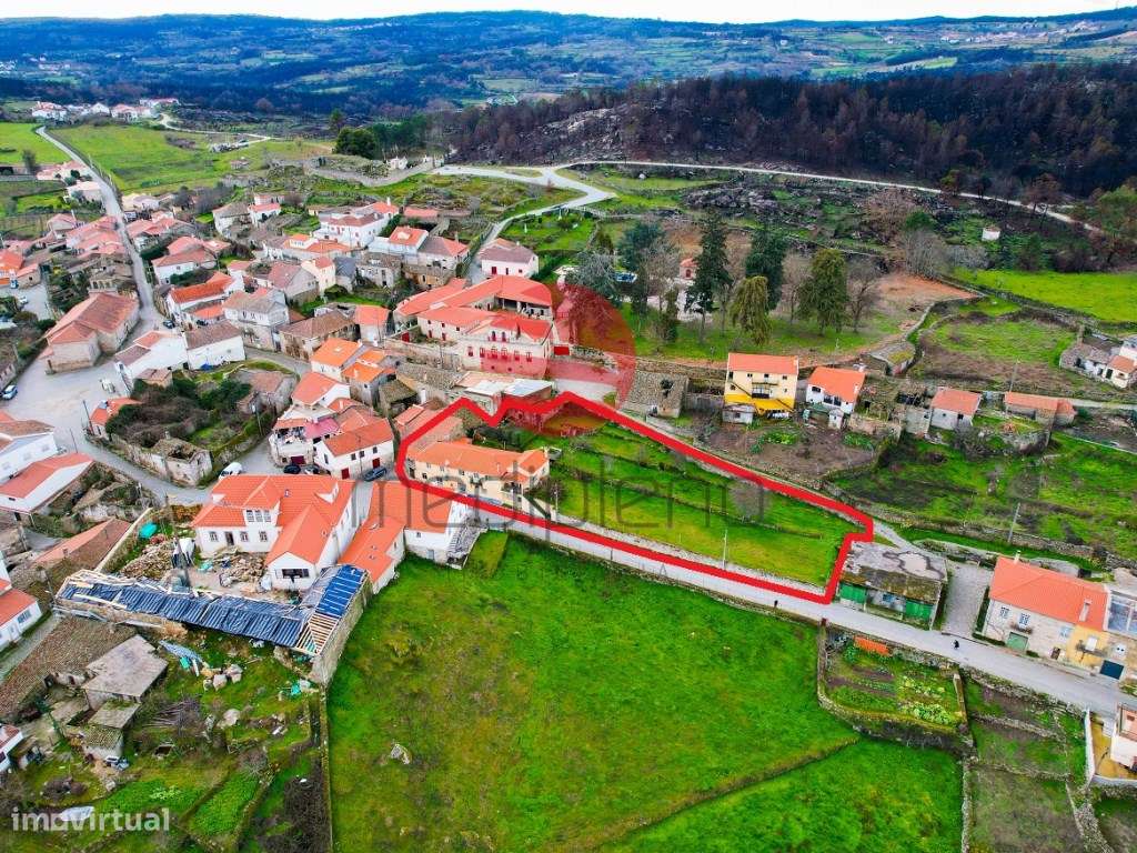 MORADIA T8 C/ LOGRADOURO, COMÉRCIO E TERENO-19