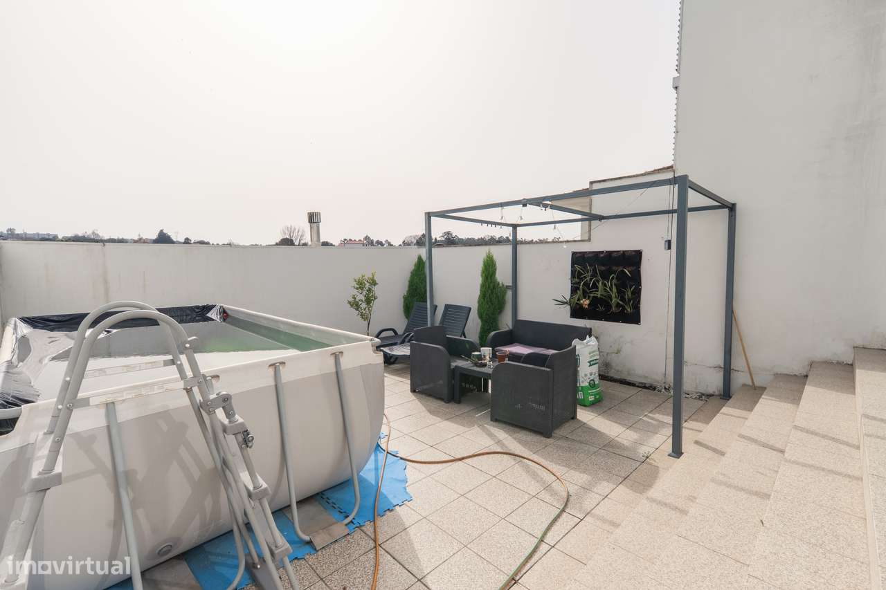 Moradia T3 moderna em Sanfins-17