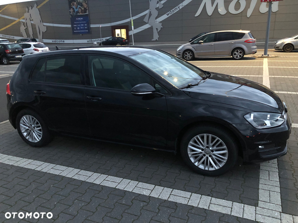 Volkswagen Golf 1.6 TDI BlueMotion Technology Comfortline - 14