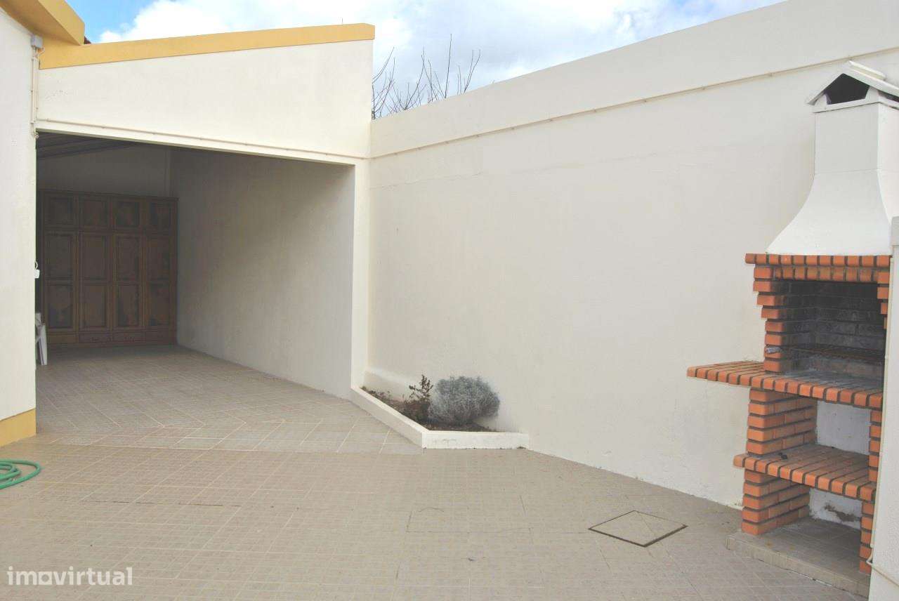 Moradia T2, sótão, garagem e terreno - a 7 minutos de Caldas da Rainha-5
