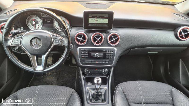 Mercedes-Benz A 200 CDi BE Urban - 10