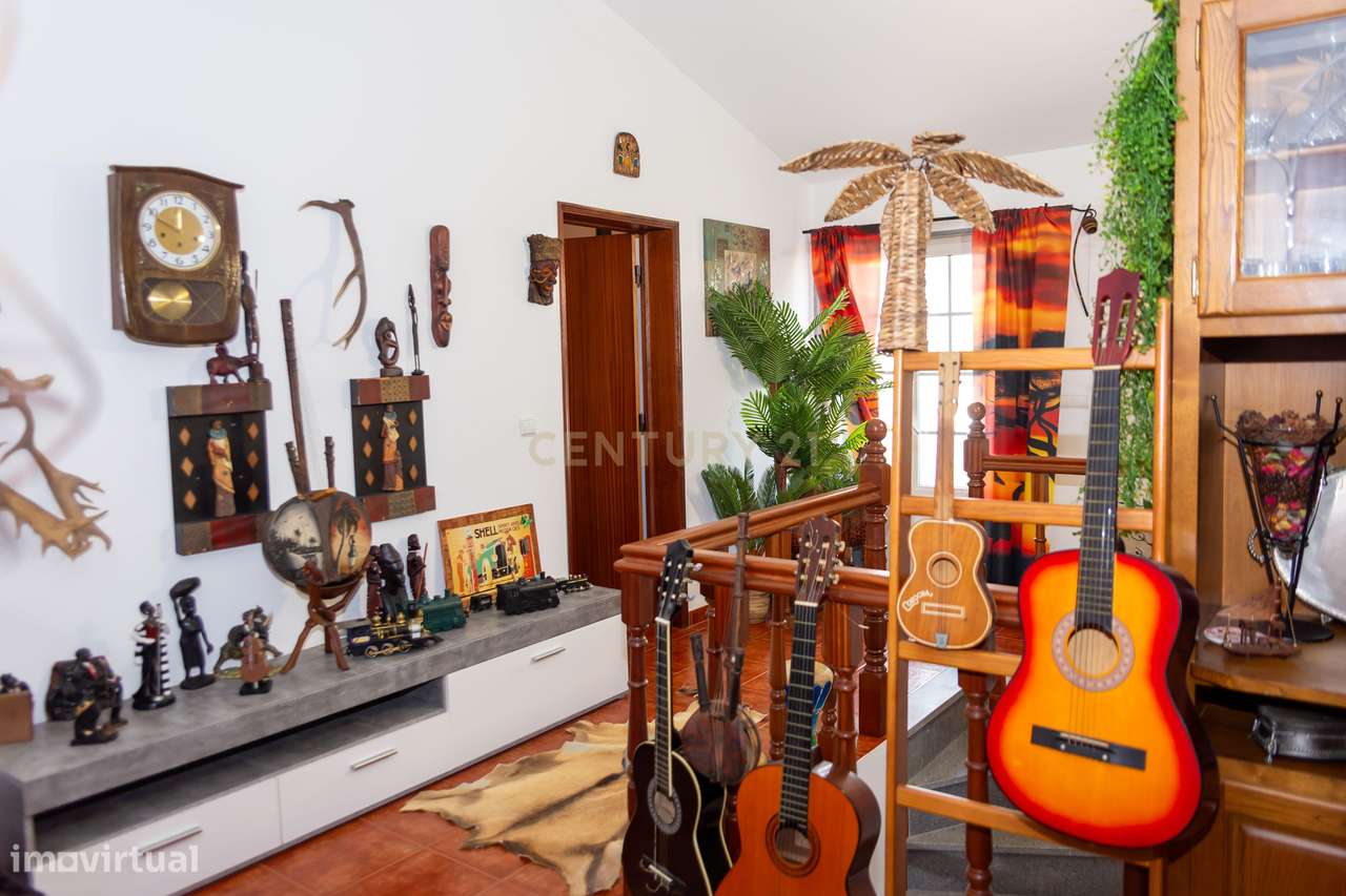 Charmosa Moradia T4 em Estremoz-31