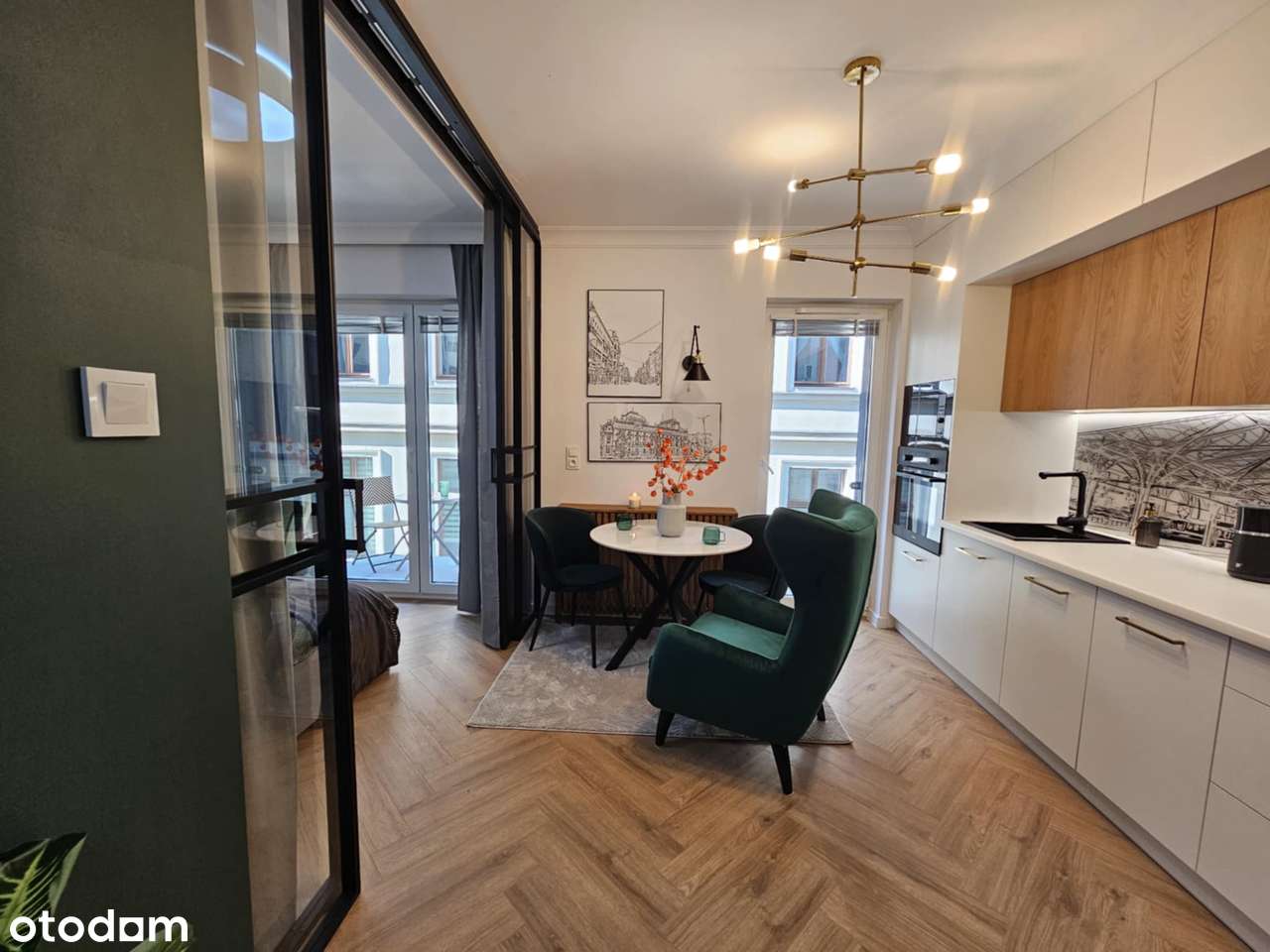 Ekskluzywne  mieszkanie z nutą stylu i szyku Piotrkowska - Pełny obrazek: 2/10