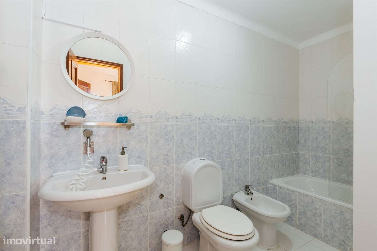 Moradia Geminada T4 Venda-5