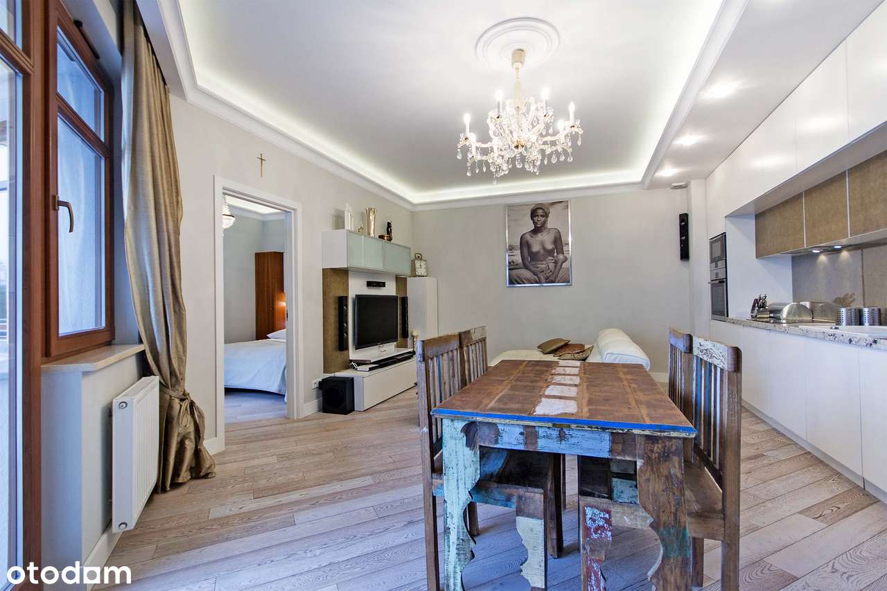 Widok na park. Pierwsza linia. Neptun Pak.-4