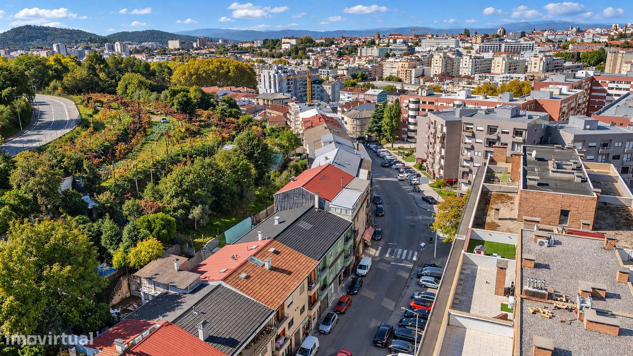 Apartamento T2 + 1 para venda na Rua Santo Adrião, Braga-25