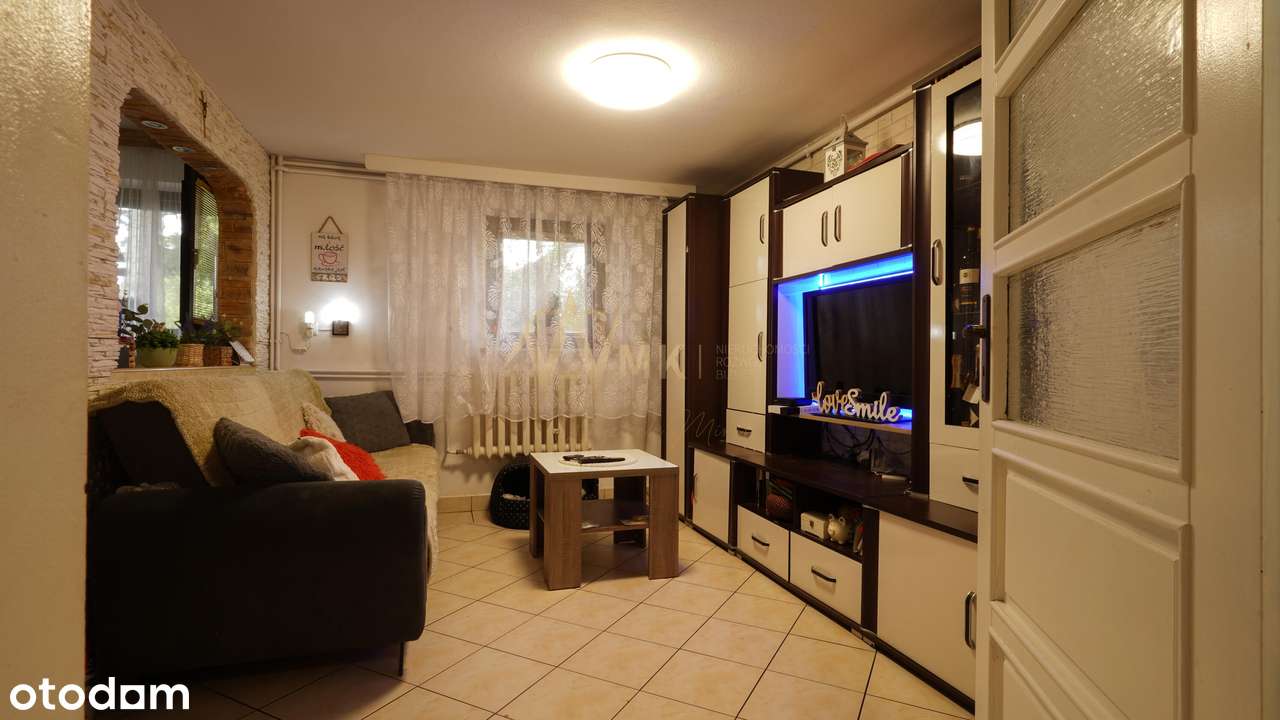 KOMFORTOWY DOM Z OGRODEM I 3 GARAŻAMI!-13